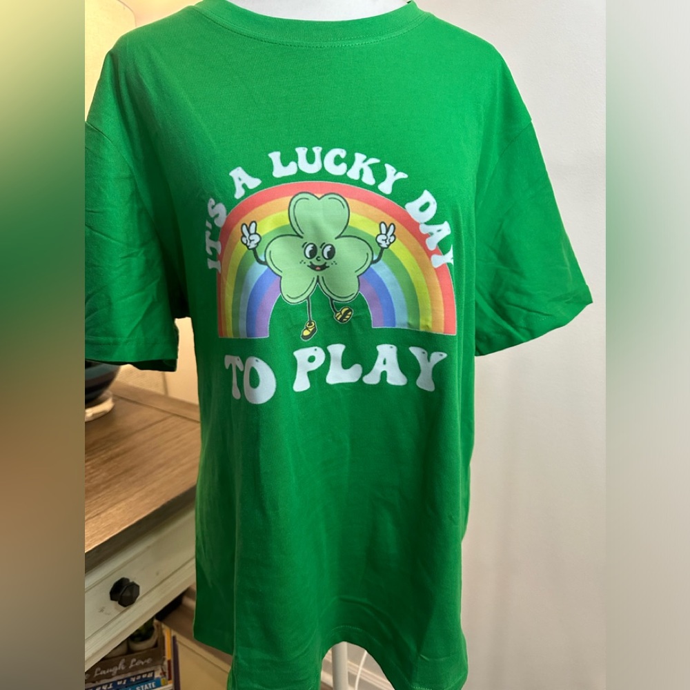 It’s A Lucky Day To Play St Patrick’s Day T-Shirt ☘️☘️Size XL